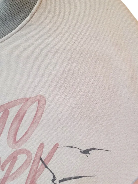 Taylor Swift Cream Welcome To New York 1989 V-Neck Sweatshirt Women's Size S - Picture 5 of 5